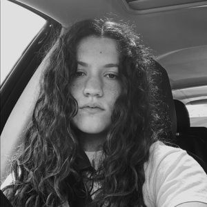 Meet your Posher, Lana